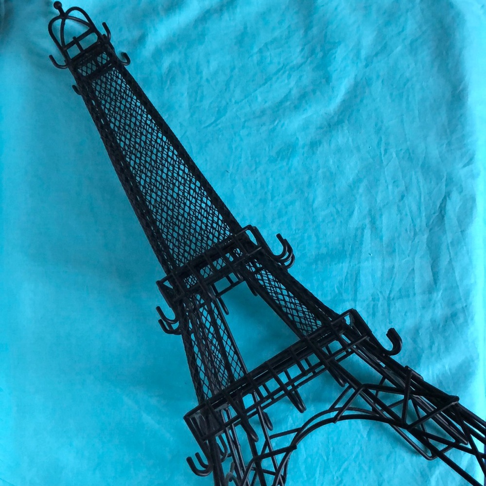 Eiffel Tower jewelry stand
